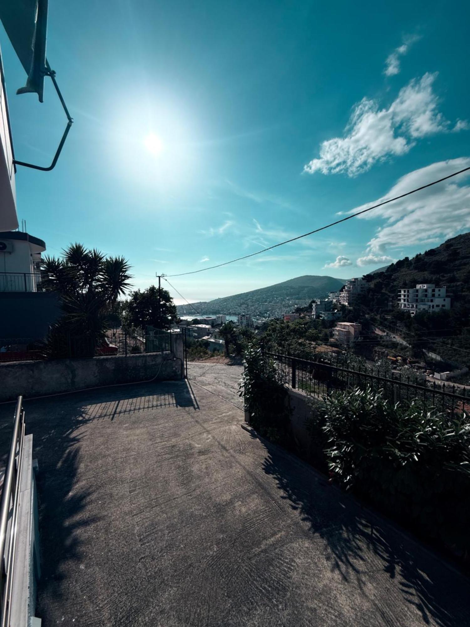 Amar Apartments Sarandë Exterior foto