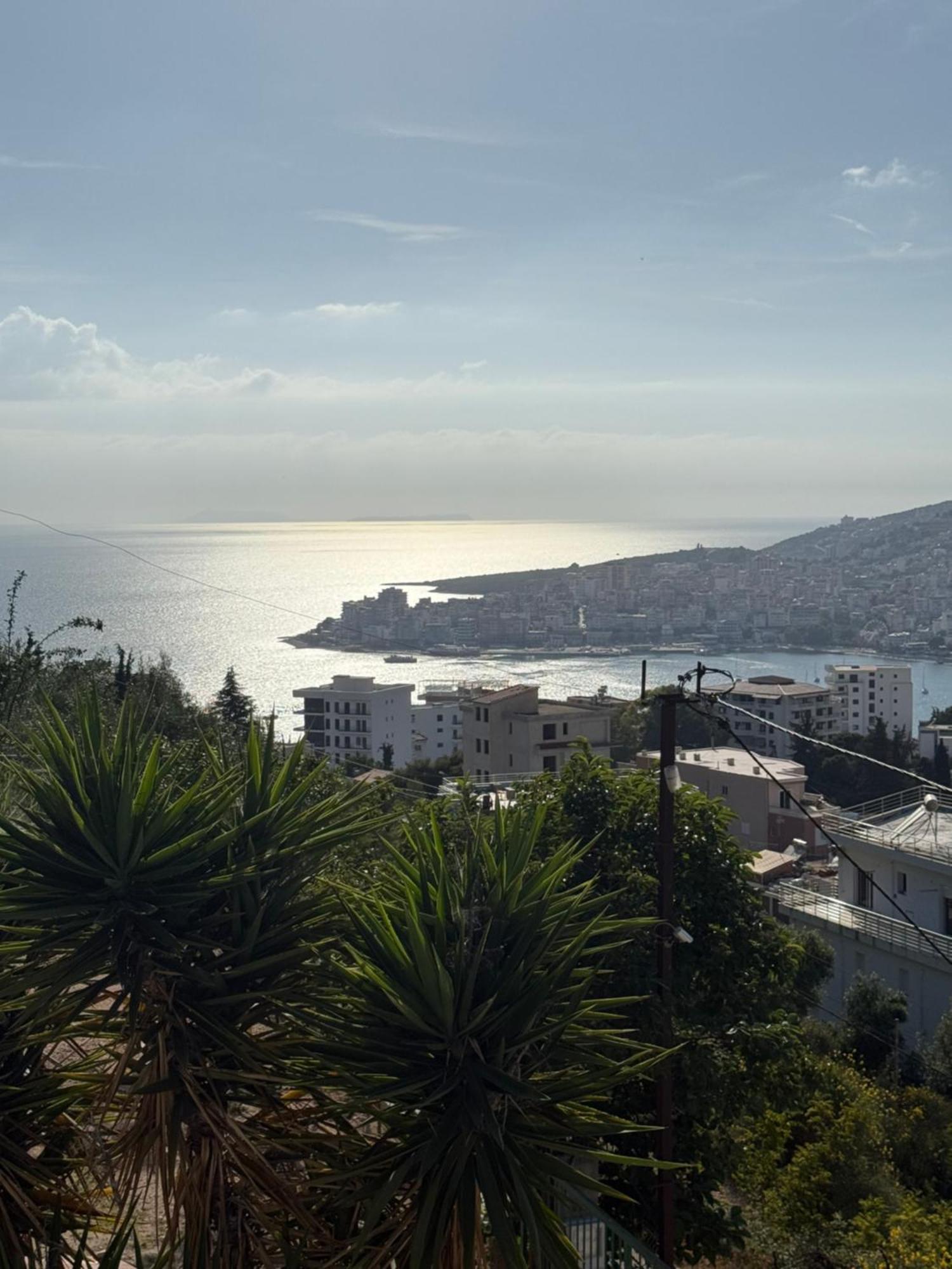 Amar Apartments Sarandë Exterior foto